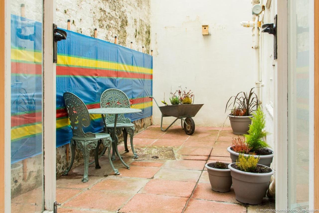 Seafront Apartment With Garden Μπράιτον Εξωτερικό φωτογραφία